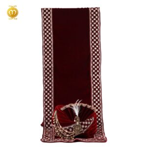 Maroon Velvet Pagdi Dupatta Set - Image 1
